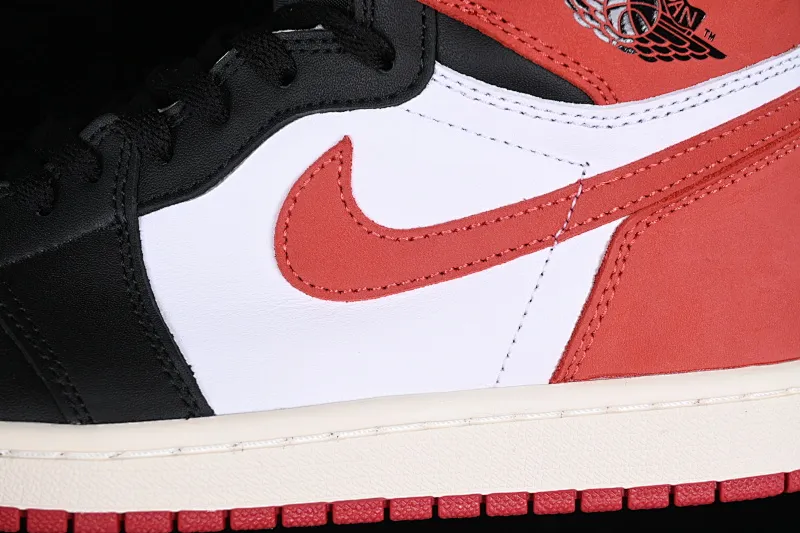 All Categories Air Jordan Jordan Series Basketball Shoes Air Jordan 1 High Air Jordan 1 Retro High OG Black and White Red Toe Six Crown Poker Basketball Shoes 555088-112
